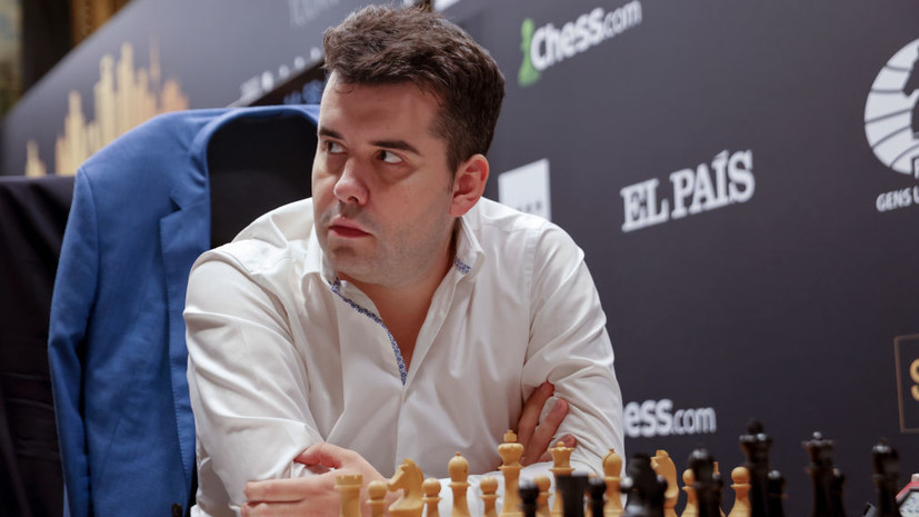 Карлсен отказался играть с Непомнящим за мировую шахматную корону