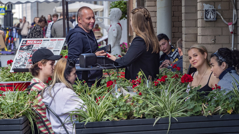 Обороты заведений общепита Москвы выросли почти на 65% за год