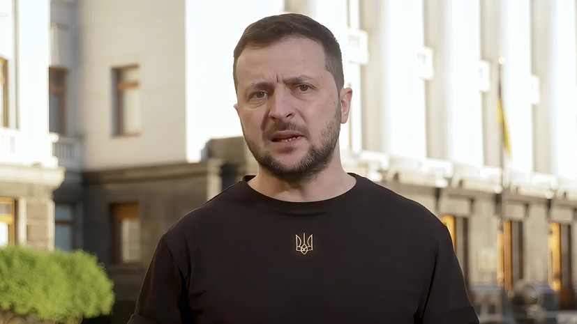 Зеленский опроверг свою госпитализацию в реанимацию