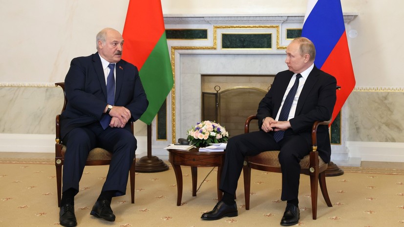 Путин обсудил с Лукашенко актуальные вопросы сотрудничества России и Белоруссии
