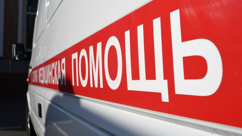 В Кировской области госпитализировали выпавшего из окна дома ребёнка