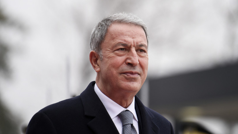 Министр обороны Турции поблагодарил Шойгу за вклад в решение продовольственного кризиса