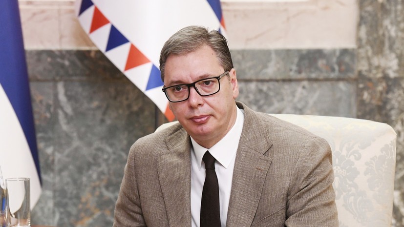 Вучич заявил, что на униформе сербских силовиков должна быть только национальная символика