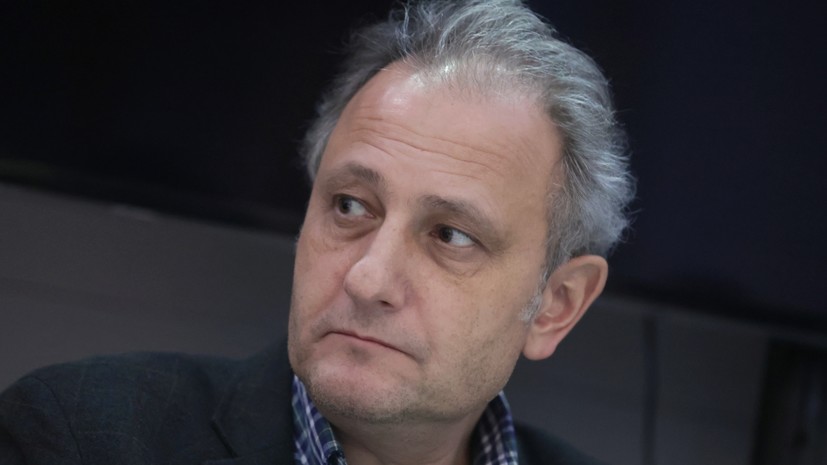 ТАСС: МВД объявило в розыск бывшего шеф-редактора «Новой газеты» Андрея Колесникова
