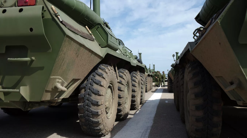 В Полтавской области у жителей изъяли 11 танков и два БТР