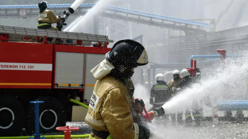 В МЧС заявили о ликвидации пожара в ярославском ТЦ «Лотос»