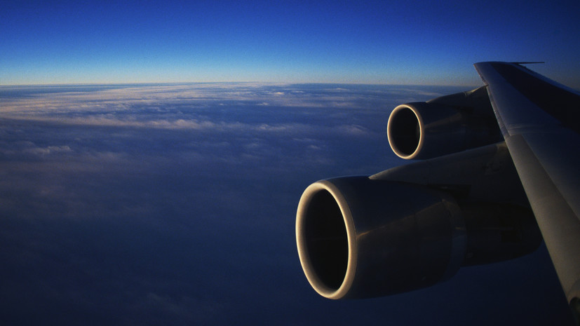 ТАСС: направлявшийся в Москву из Грозного самолёт подал сигнал тревоги