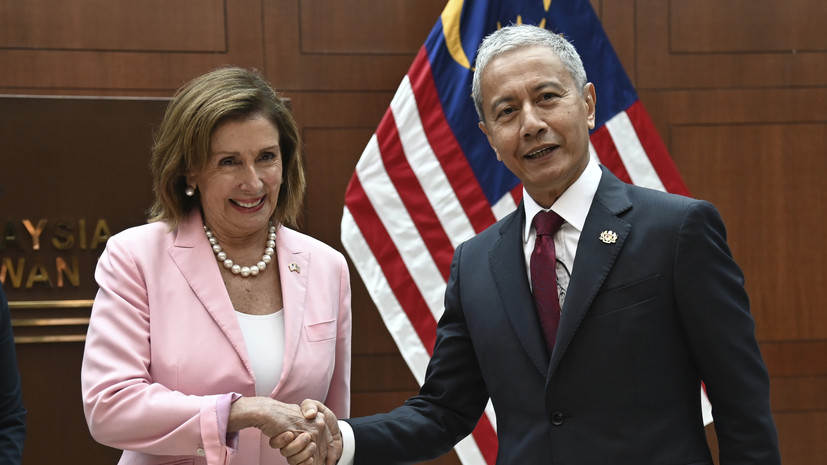 Пелоси прилетела в Малайзию