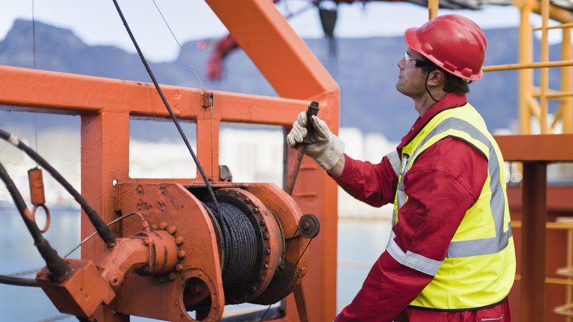 Цена нефти Brent опустилась до $98 за баррель