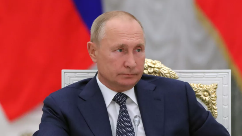Путин подписал закон о праве использовать маткапитал на оплату услуг частных детских садов
