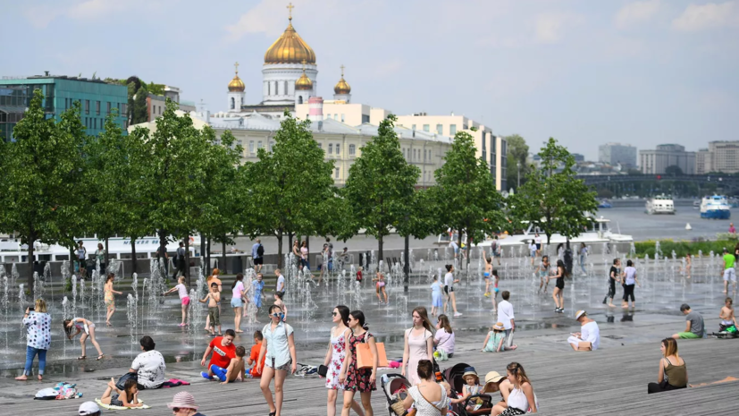Метеоролог Позднякова прокомментировала жару в Москве