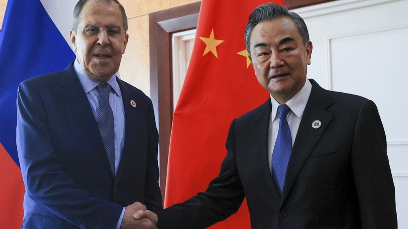 Глава МИД КНР поблагодарил Россию за поддержку принципа «одного Китая»