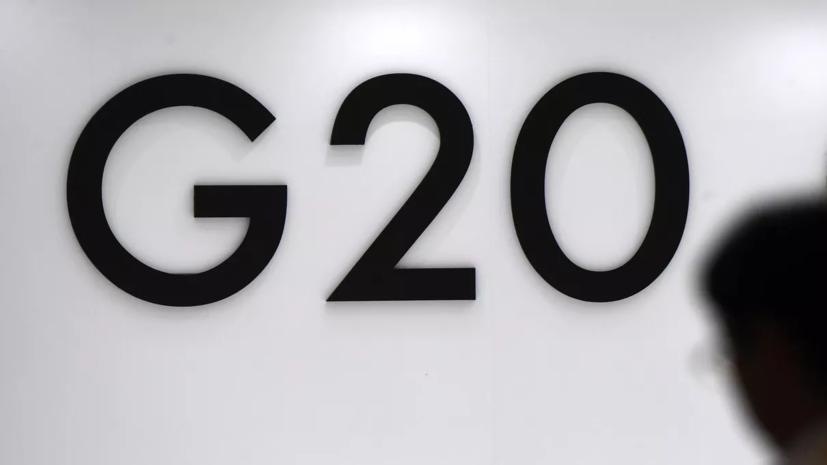 Подоляк допустил присутствие Зеленского на G20, если там будет Путин