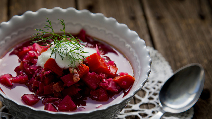 Педиатр Мамедова заявила, что борщ и голубцы можно давать детям с 6 лет