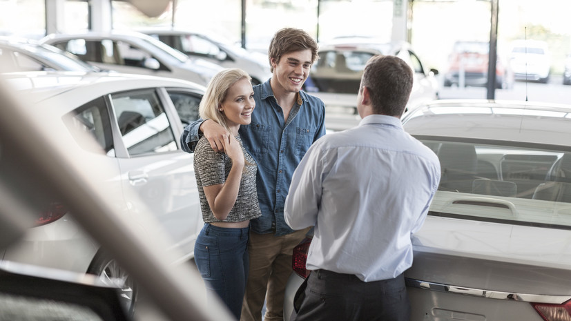 В «Автостате» прокомментировали динамику продаж новых легковых автомобилей в августе