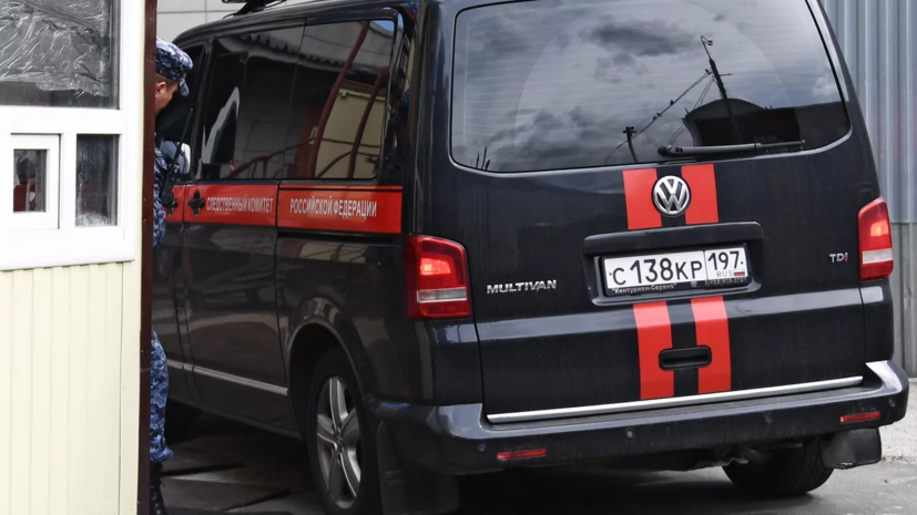 Следователи проводят обыски в квартире, где проживала подозреваемая украинка Вовк