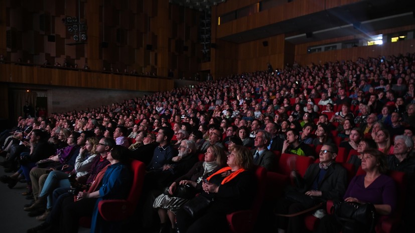 «Русские премьеры» и новые страны: открывается 44-й Московский международный кинофестиваль