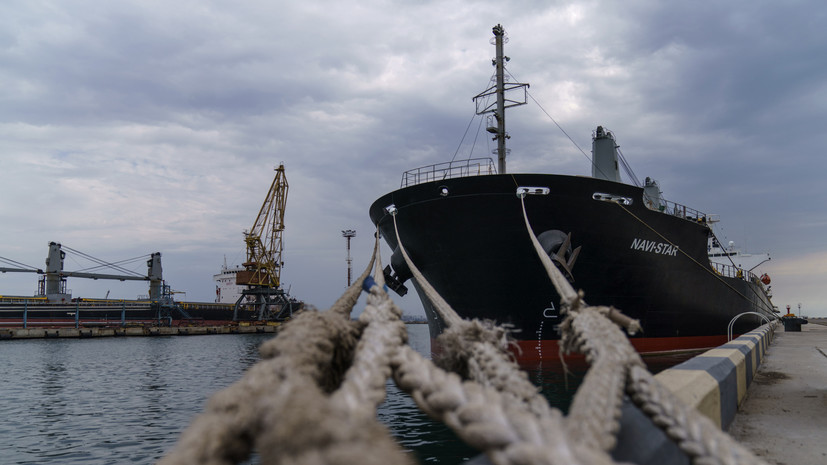 На Украине разрешили морякам выезжать за границу по согласованию с военкоматом