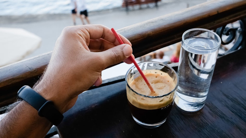 Диетолог Кривцова назвала цикорий допустимой заменой кофе