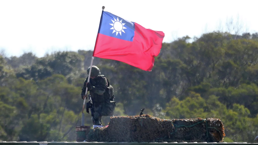 Военные Тайваня открыли огонь в сторону дрона армии КНР