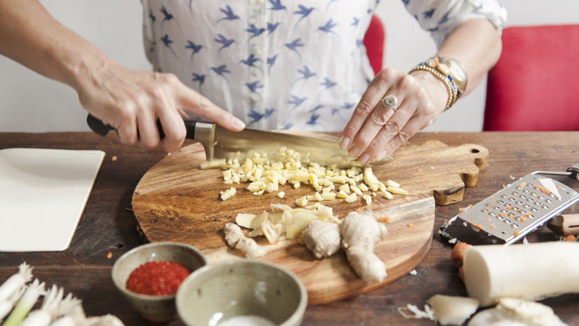 Диетолог Тихомирова рассказала о пользе имбиря при лечении и профилактике простуд