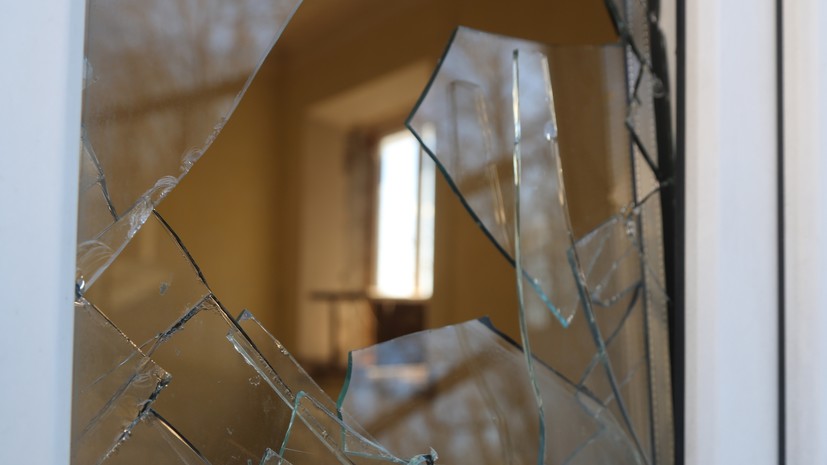 Украинские войска нанесли удар по многоквартирному дому в Херсоне