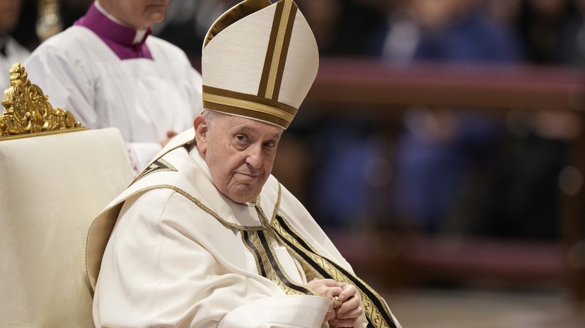Папа Римский выразил поддержку вице-президенту Аргентины в связи с покушением на неё