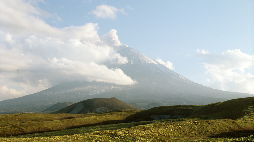 В Ассоциации туриндустрии Камчатки рассказали об опасностях на Ключевском вулкане