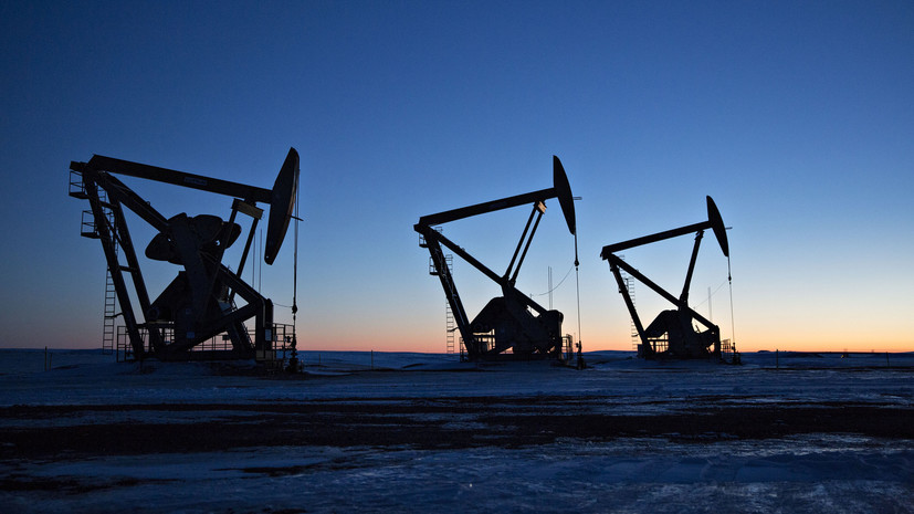 РИА Новости: в ОПЕК+ приняли решение сократить добычу нефти в октябре