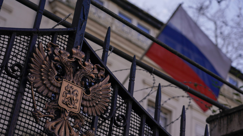МИД: с избранием Трасс премьером под ударом может оказаться работа посольства России