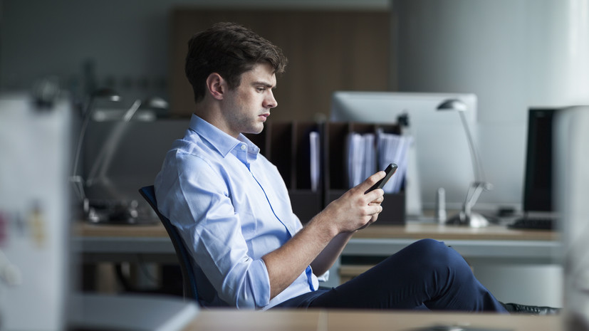 «Известия» предупредили о «мести» телефонных мошенников абонентам, которые их разыгрывают