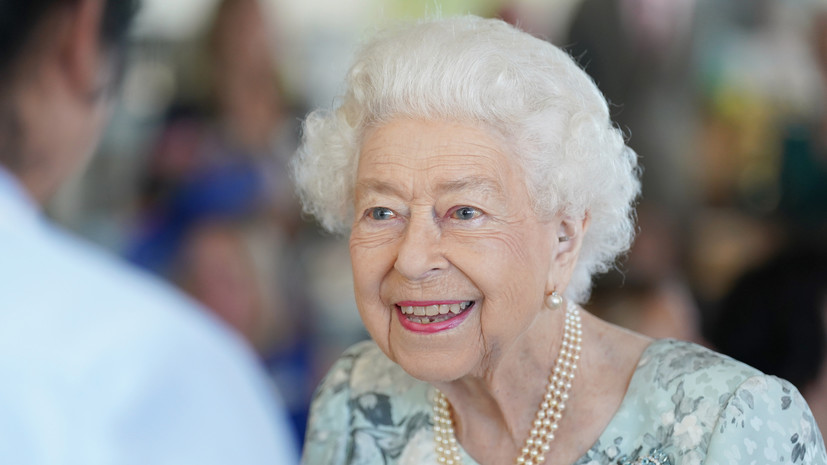 Букингемский дворец: врачи обеспокоены здоровьем королевы Великобритании Елизаветы II