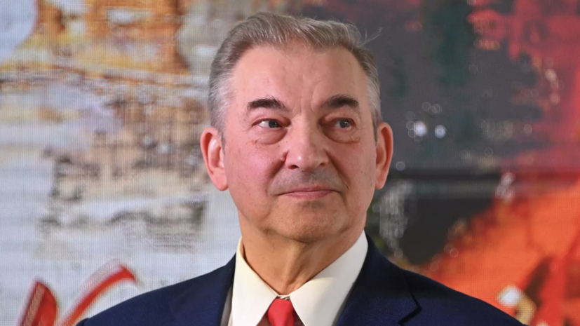 В Москве установили статую Третьяка