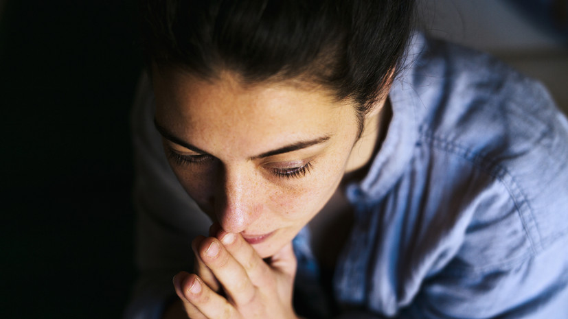 Клинический психолог Ахмерова назвала ранние признаки депрессии
