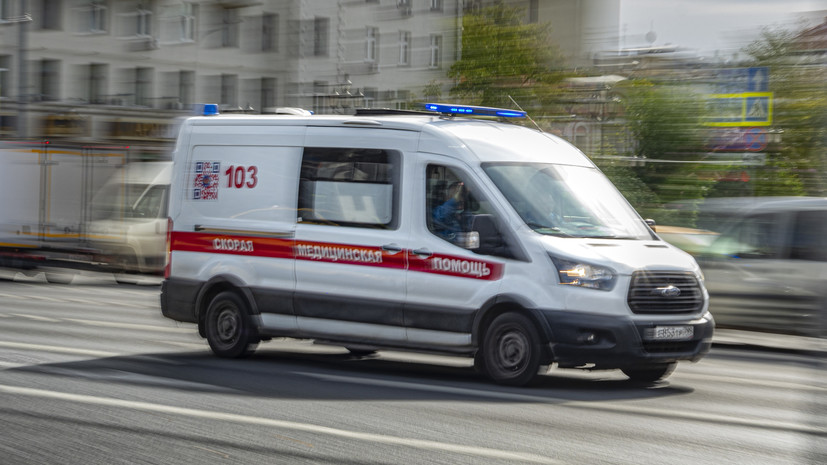 В МЧС заявили, что восемь человек пострадали при утечке аммиака в Новосибирске