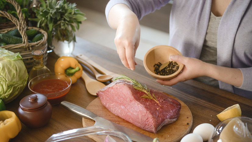 Диетолог Арзамасцев отметил пользу острых продуктов для роста метаболизма