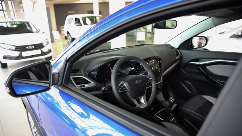Доля Lada на авторынке России превысила 40%