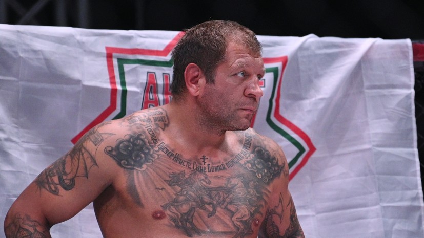 Гаджиев рассказал, что организовал бы бой по боксу между Емельяненко и Минеевым