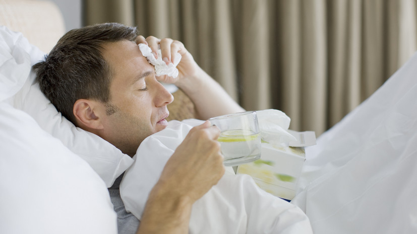 Заслуженный врач России Каган назвал основные симптомы нынешнего варианта COVID-19