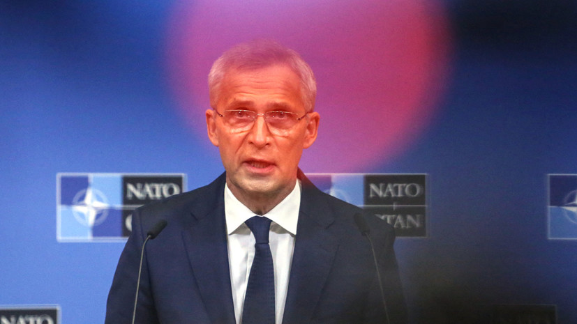 Генсек НАТО заявил, что альянс внимательно следит за готовностью ядерных сил России