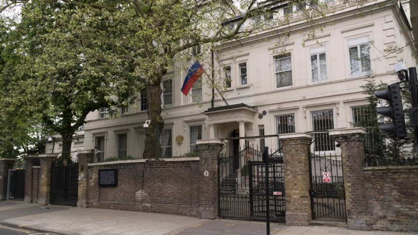 Посольство России предупредило о последствиях милитаристской политики Британии