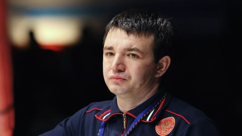 Тренер сборной России по боксу Кравцов назвал Емельяненко ходячим трупом