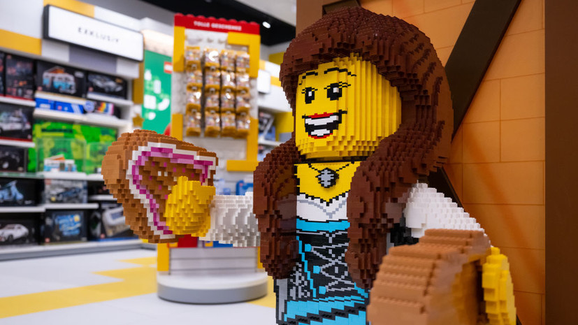 Магазины LEGO в России откроются под названием «Мир кубиков»