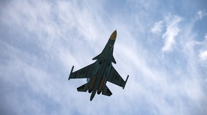 Истребитель-бомбардировщик Су-34 ВКС России в зоне спецоперации