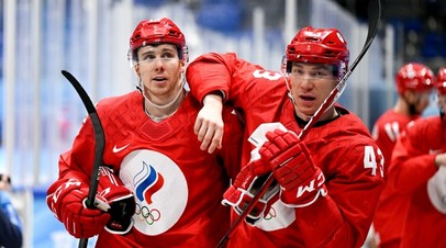 Хоккеисты сборной России Павел Карнаухов и Дамир Шарипзянов