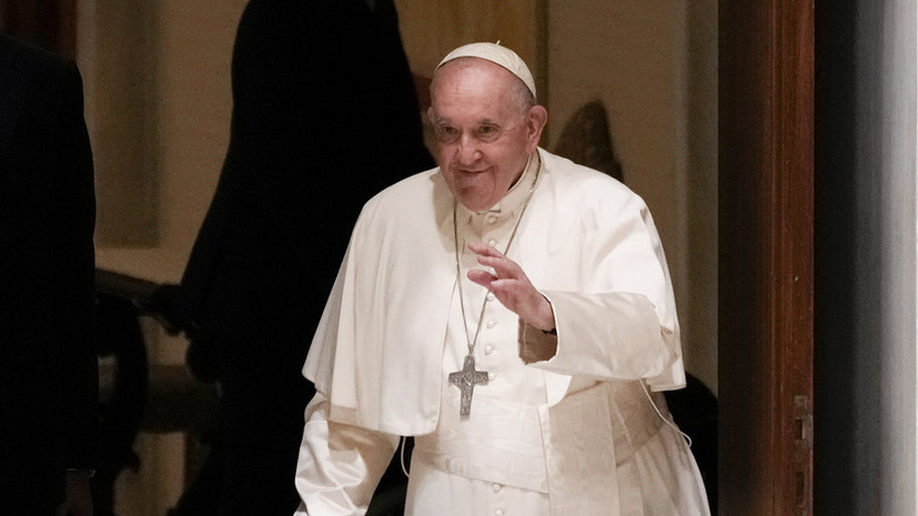 Папа Римский Франциск призвал президентов России и Украины закончить конфликт