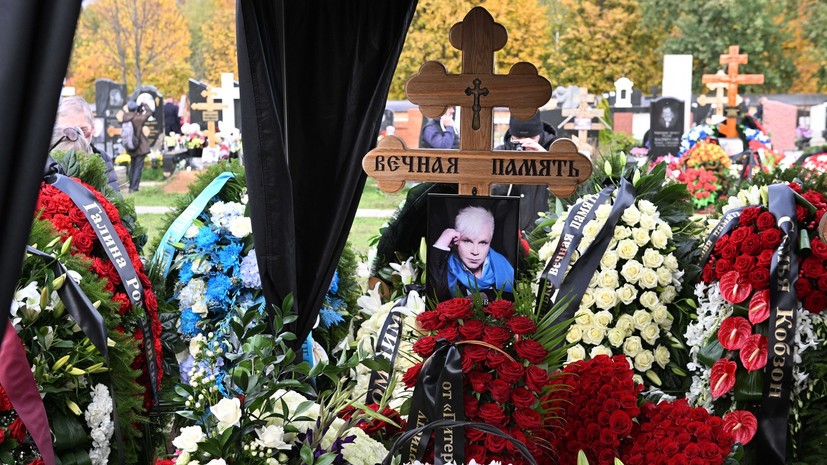 Борис Моисеев похоронен на Троекуровском кладбище в Москве