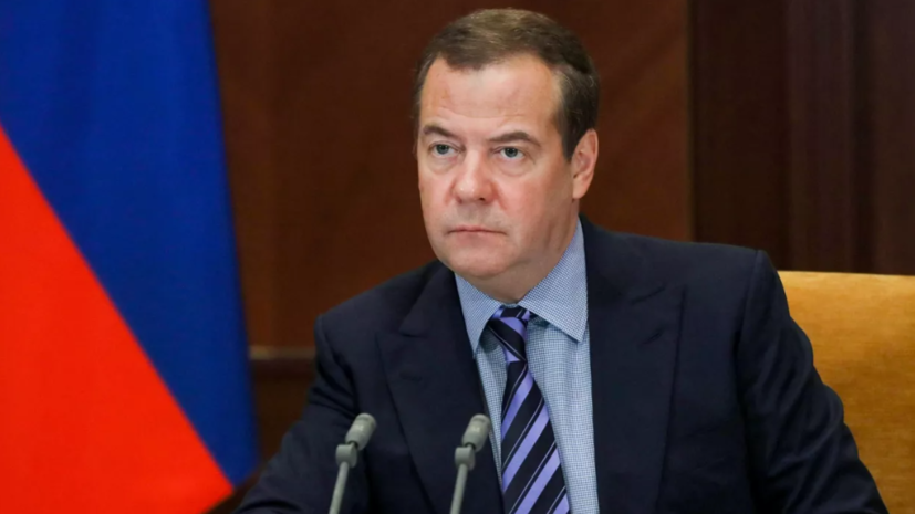 Медведев назвал печальным итог антироссийских санкций и их влияние на мировую торговлю