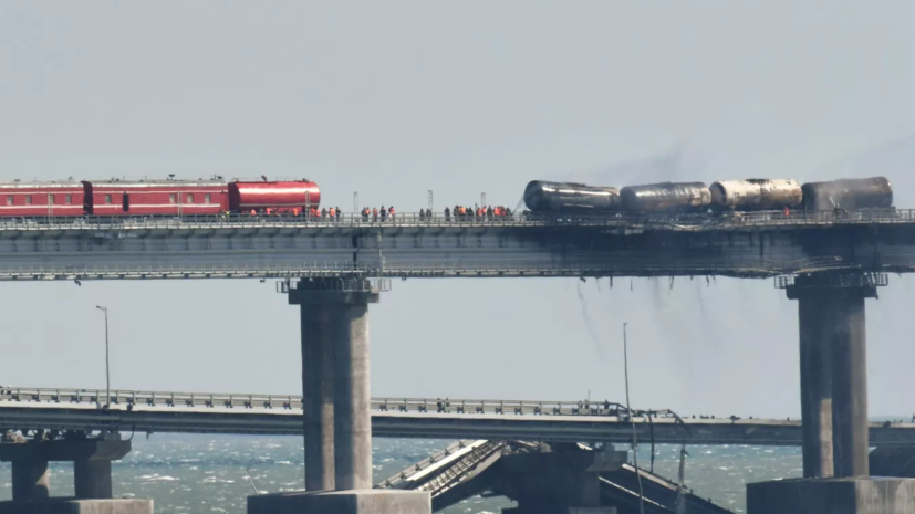 Минтранс: пригородное железнодорожное движение через Крымский мост восстановят к 19:00