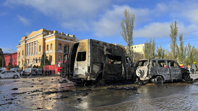 Украинские СМИ сообщили о взрывах в центре Киева